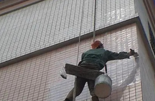 广安市卫生间漏水维修公司分享下广安市外墙防水的必要性。